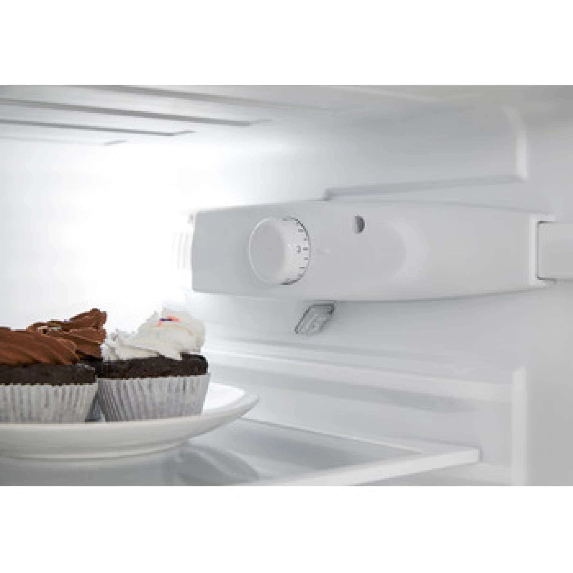 INDESIT CAA 55 1 Frizider
